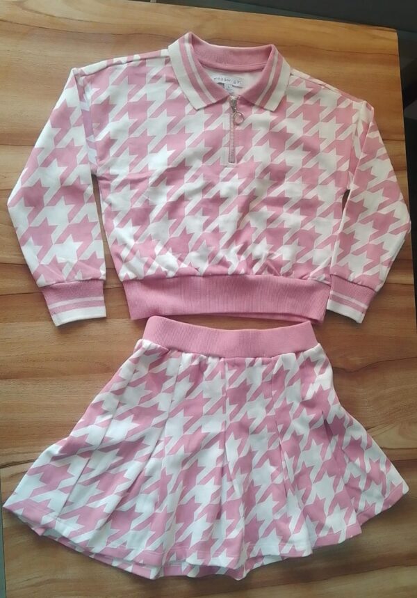 Girls Pink Trendy Loop Net Crop Top & Stylish Skirt Set – Perfect for Casual & Party Wear